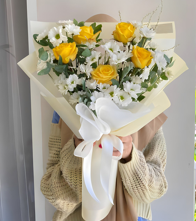 Golden Glow Elegance Bouquet, New Year Gifts