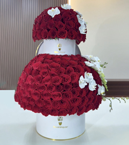 2 Tier Red Rose Hatbox