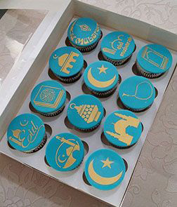 Iconic Traditions Eid Cupcakes