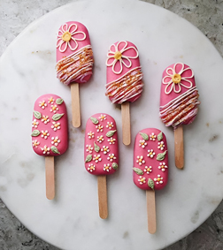 Pink Floral Cakesicles