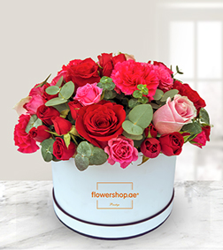 Rose Oasis Hatbox